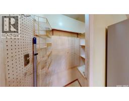 4pc Bathroom - 2943 Lacon Street, Regina, SK S4N2A9 Photo 12