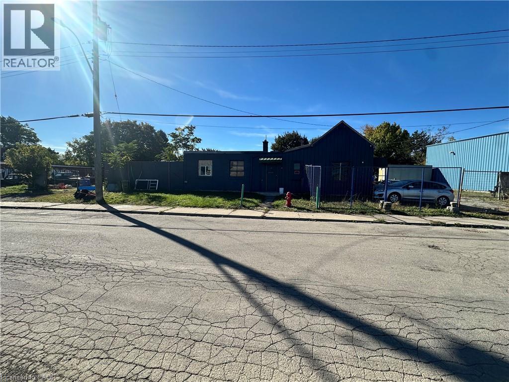 150 Princess Street — photo 4