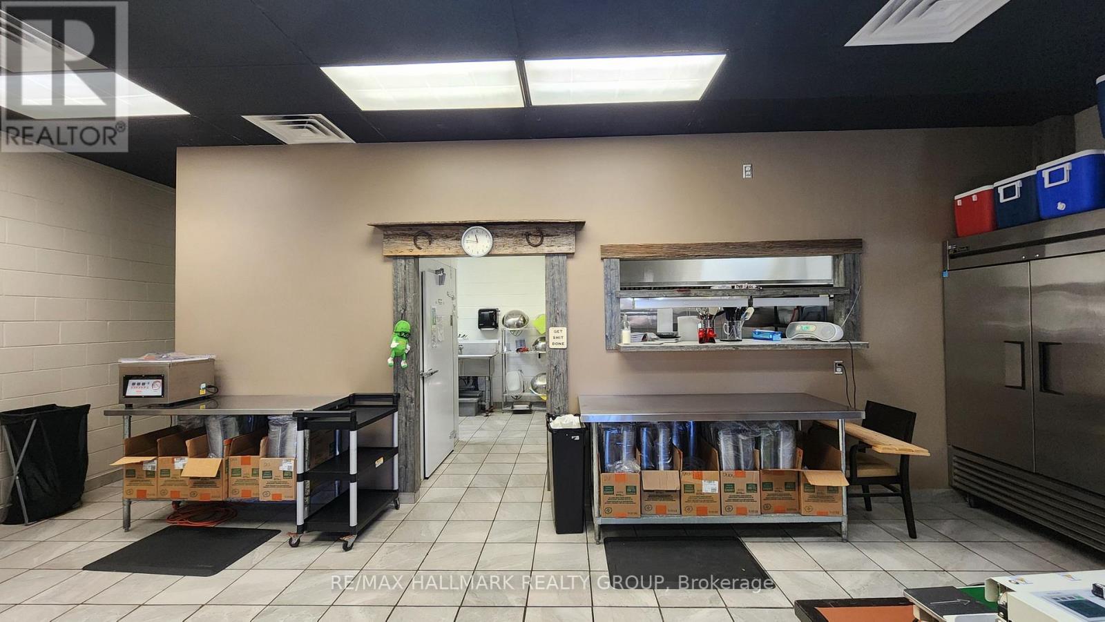 3765 Loggers Way North — photo 8