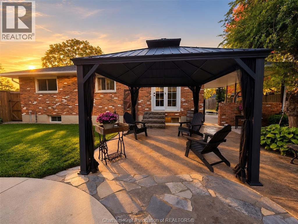 118 Lancefield Place — photo 12
