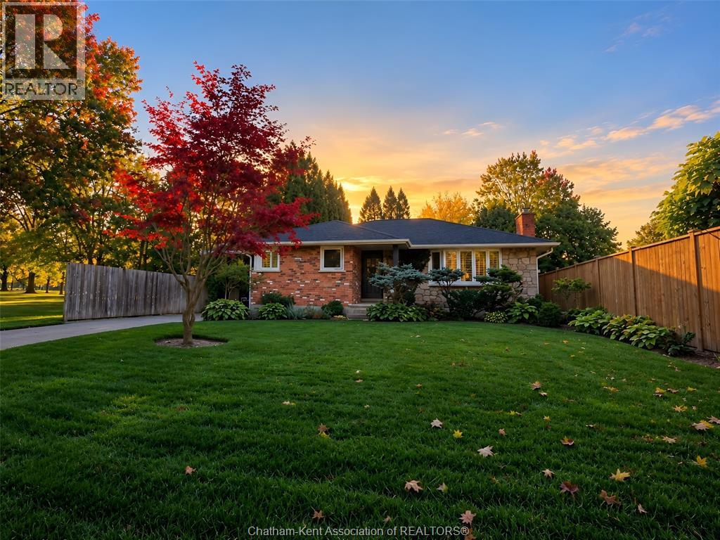 118 Lancefield Place — photo 4