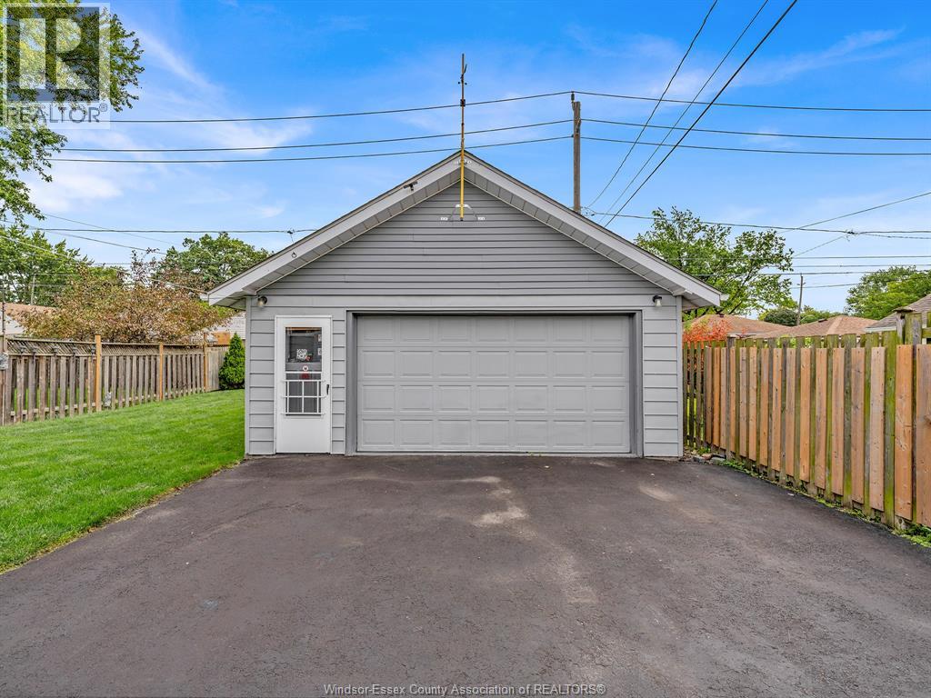 1882 MALTA ROAD, Windsor — photo 11