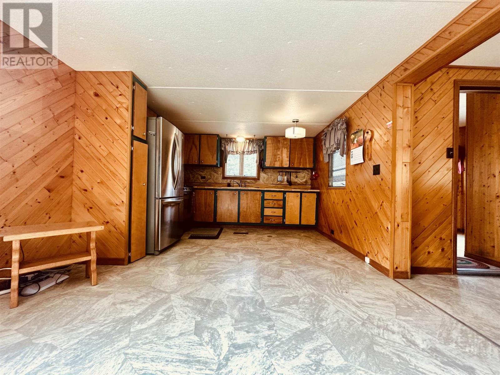 16 Ski Hill RD - 14