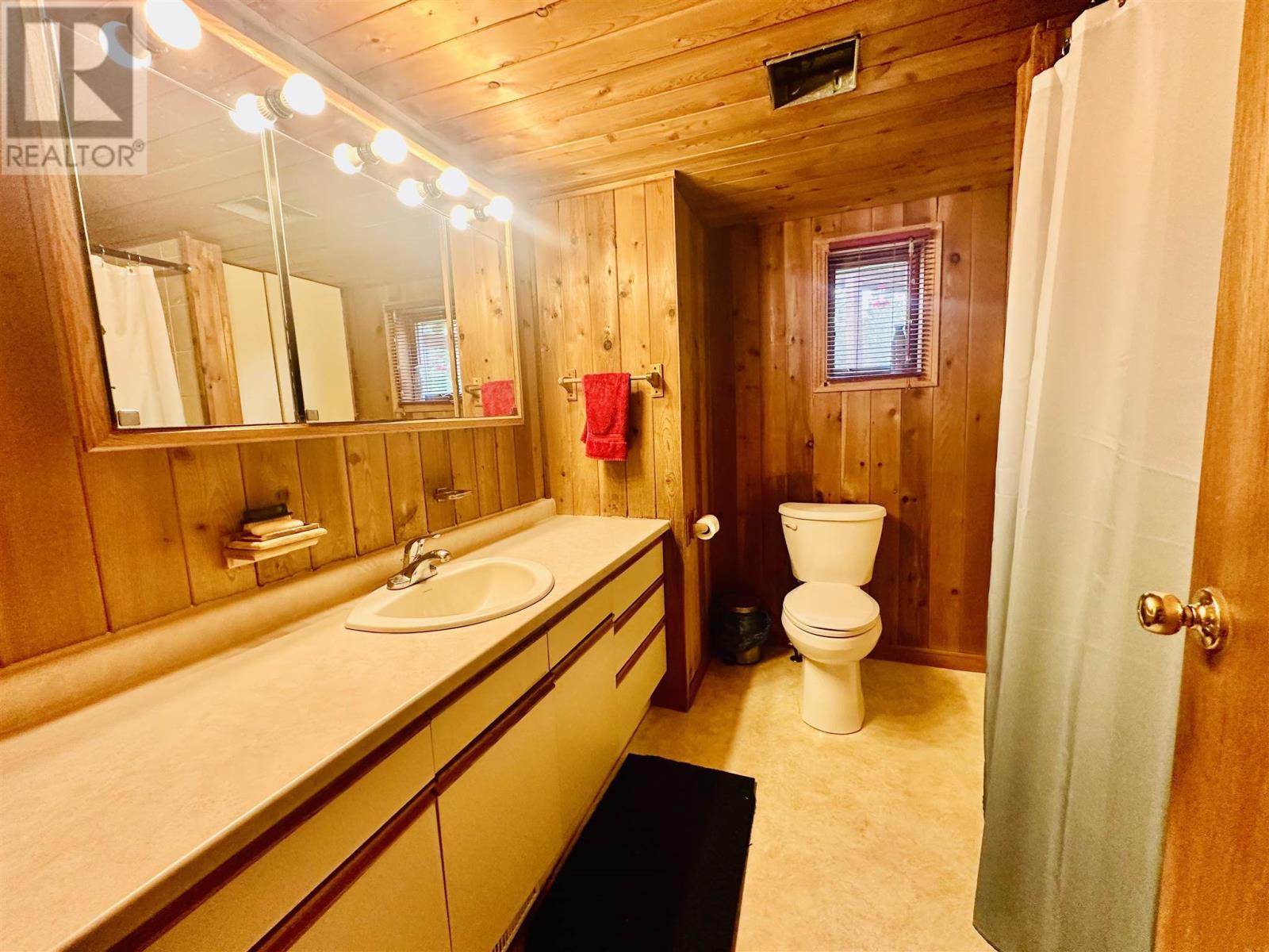 16 Ski Hill RD - 27