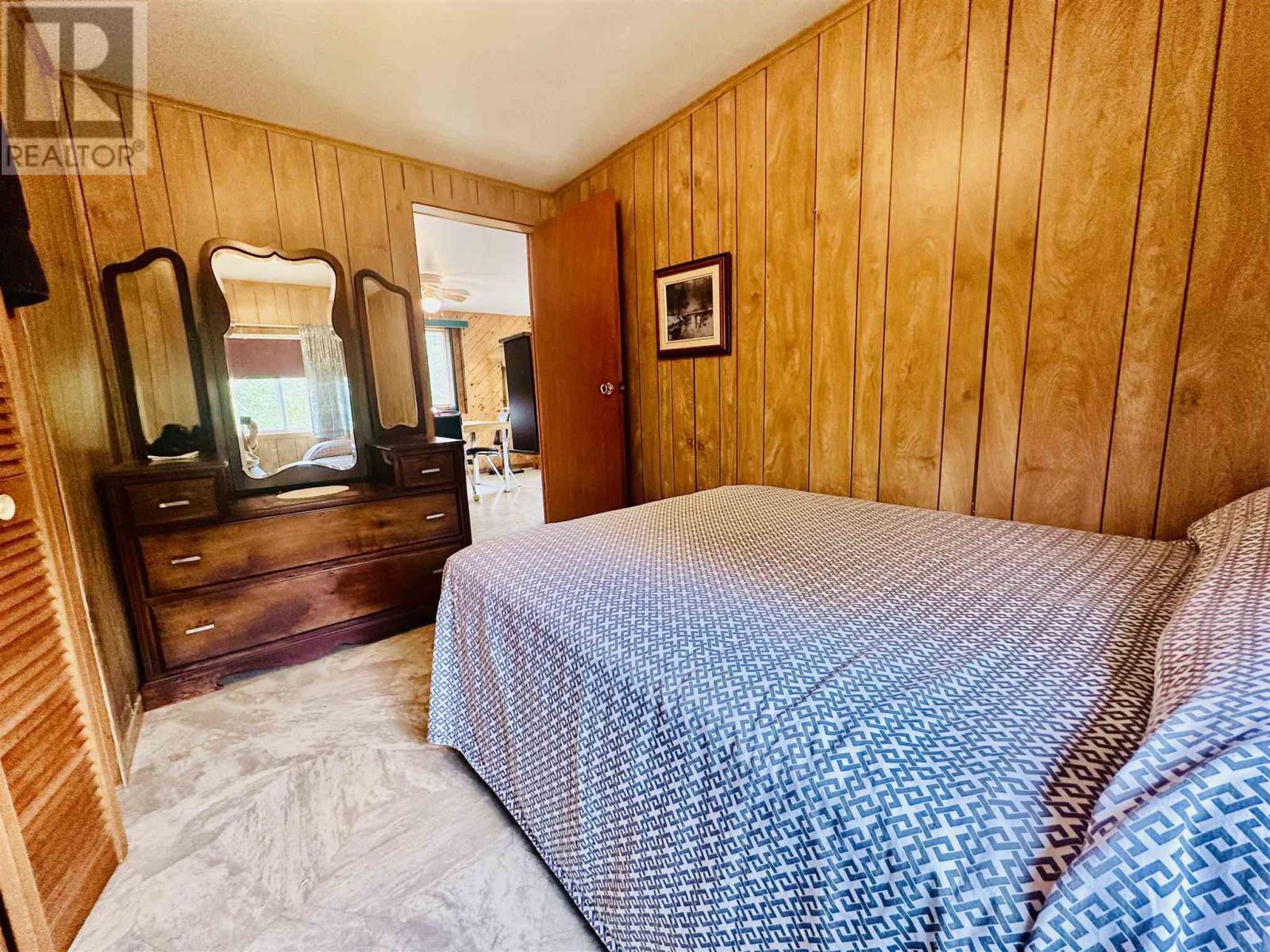 16 Ski Hill RD - 22