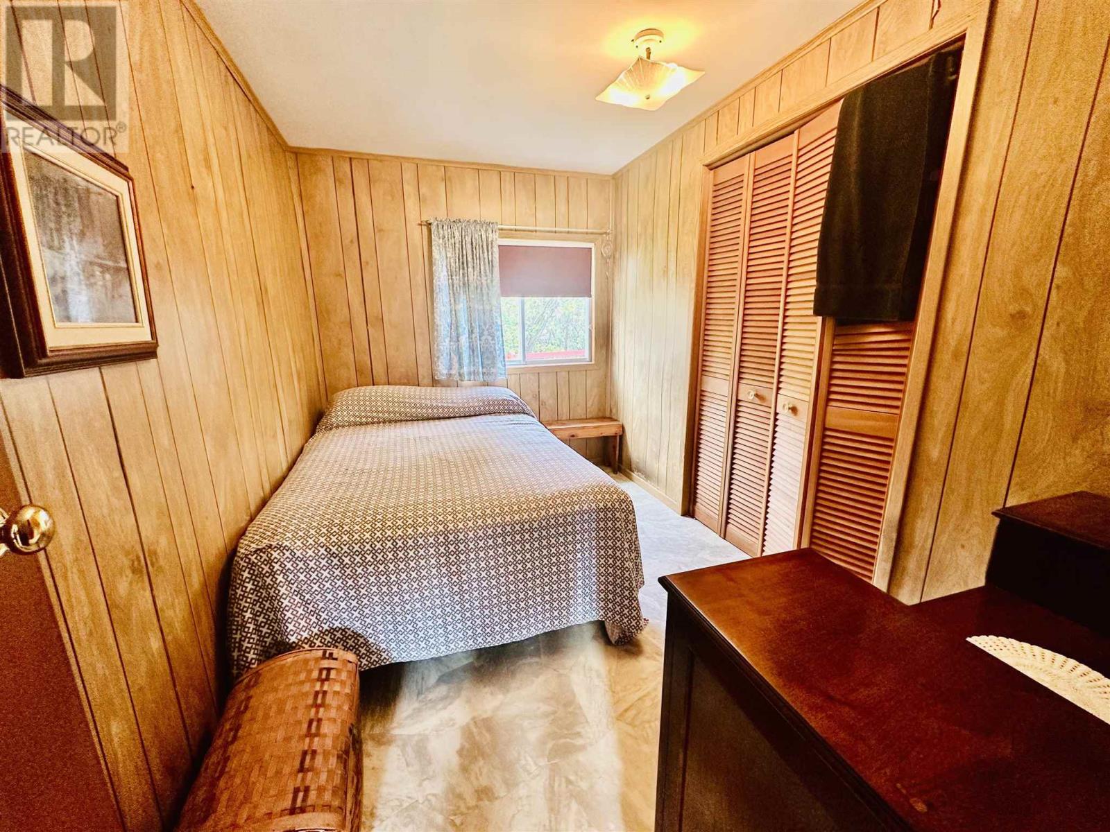 16 Ski Hill RD - 24