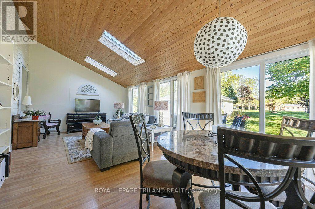 143 St George Street — photo 24