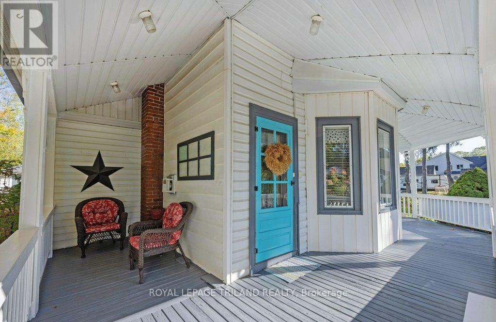 143 St George Street — photo 3
