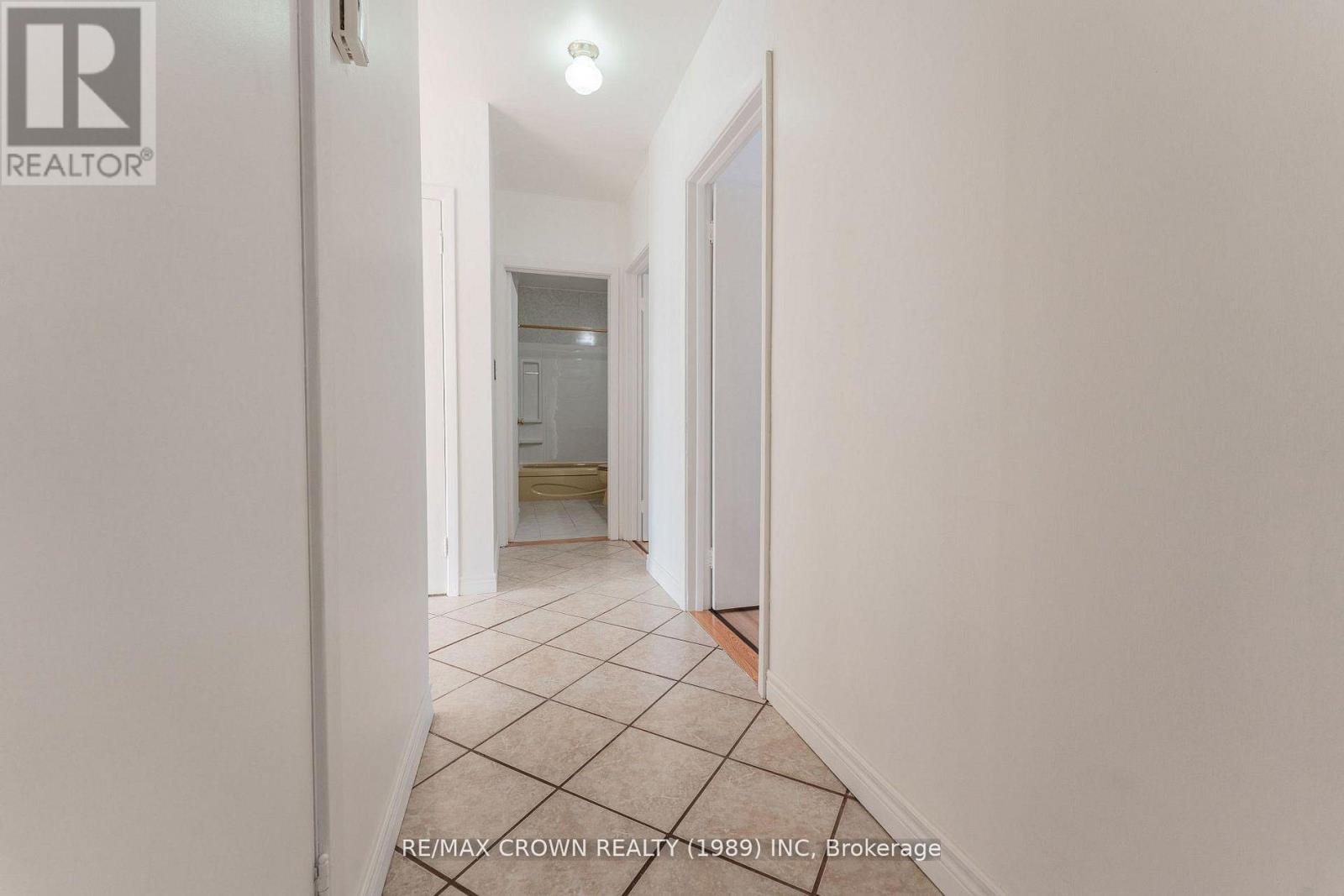 30 Pine Crescent — photo 13
