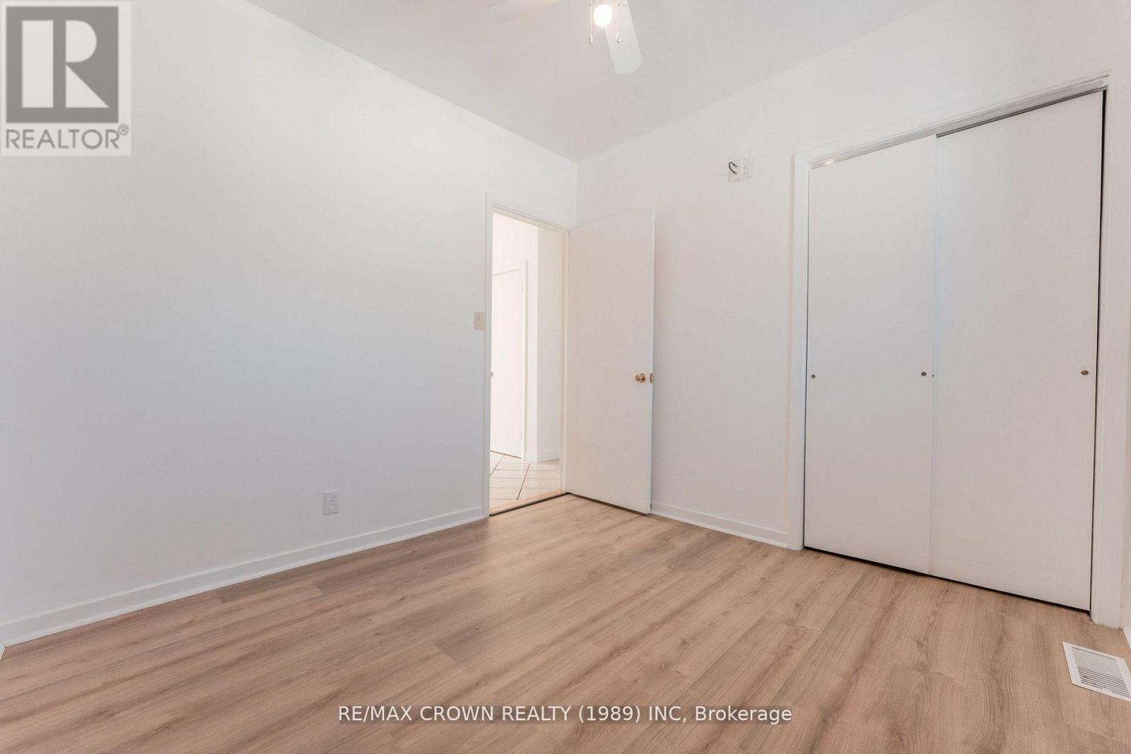 30 Pine Crescent — photo 15