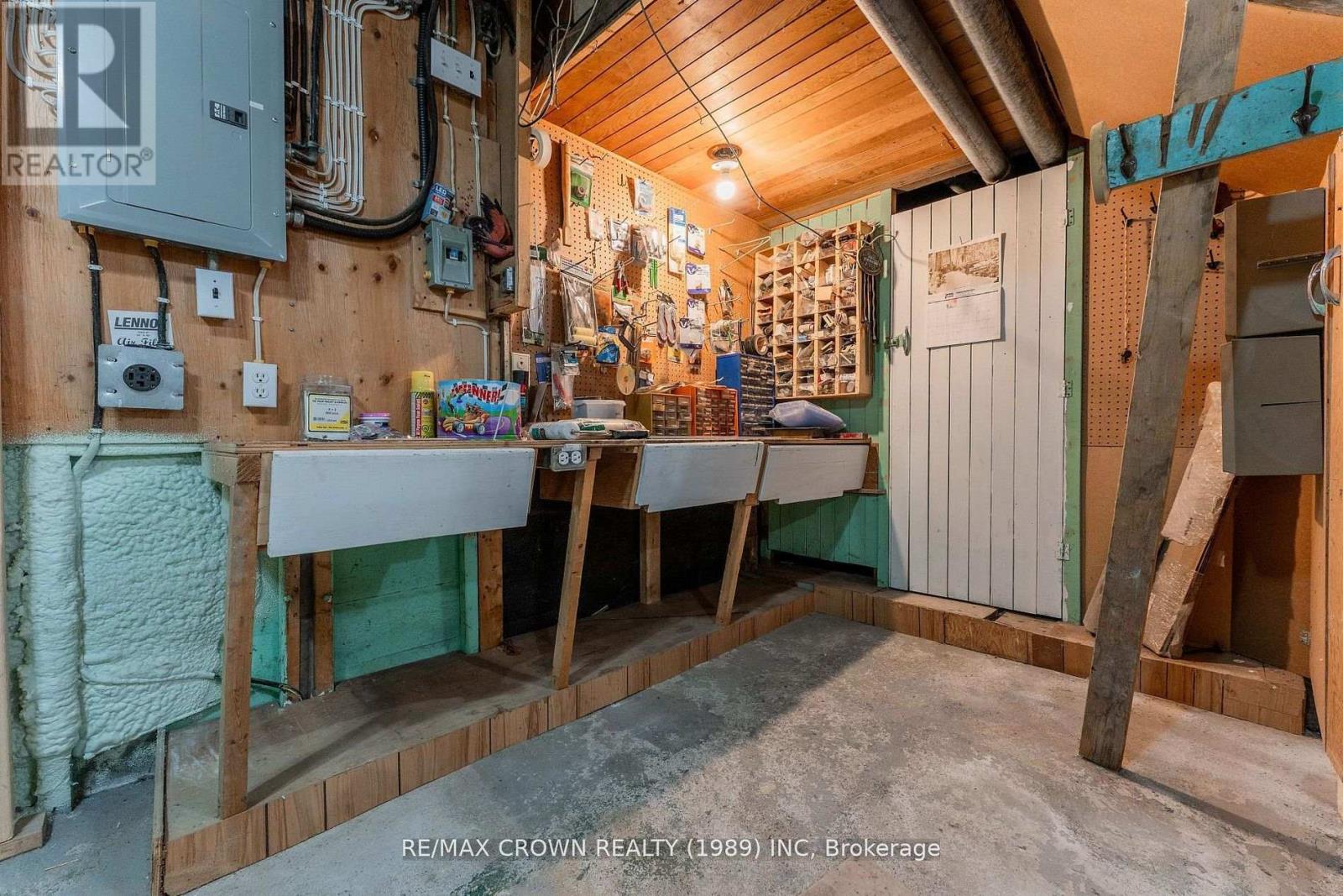 30 Pine Crescent — photo 36