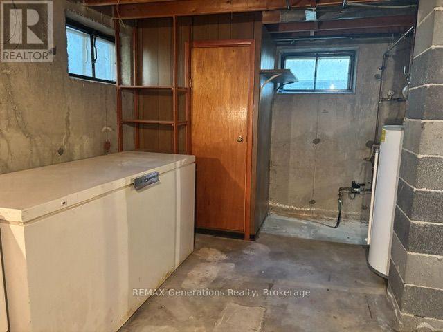 91 JUNOT AVENUE N - 11