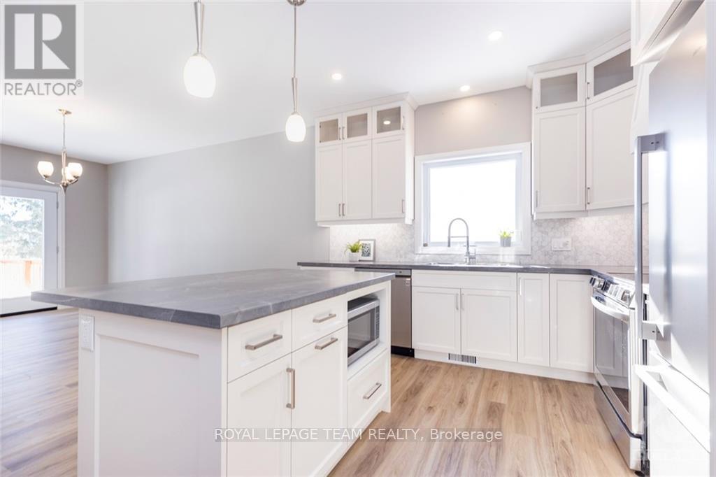 13 Morrison Drive — photo 11