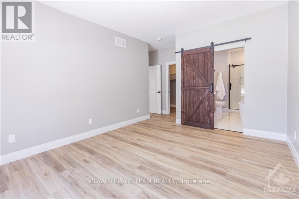13 Morrison Drive — photo 17