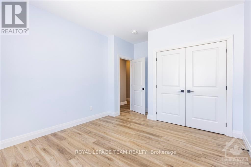13 Morrison Drive — photo 20