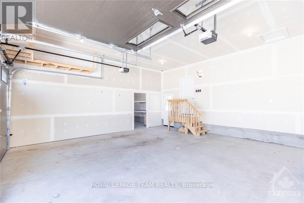 13 Morrison Drive — photo 25