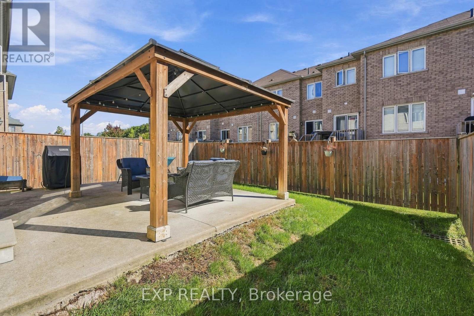 7720 Shadbush Lane — photo 22