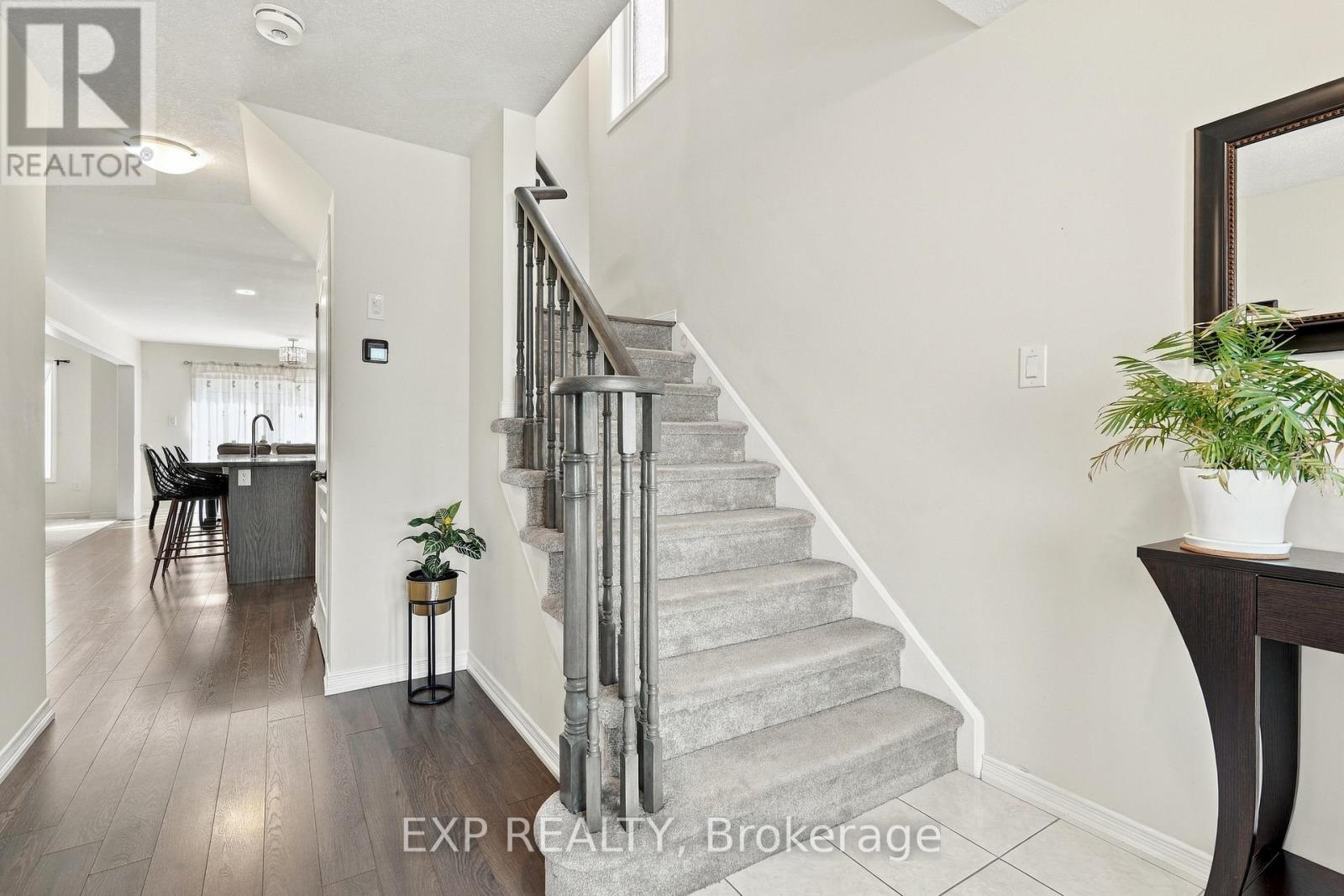 7720 Shadbush Lane — photo 4
