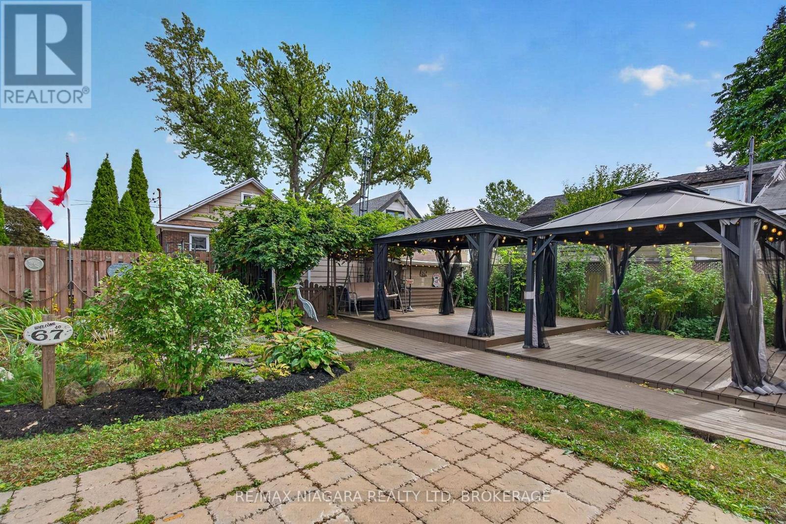 5657 PRINCE EDWARD AVENUE - 37