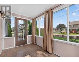 Bedroom 3 - 5657 Prince Edward Avenue, Niagara Falls, ON L2G5J1 Photo 6
