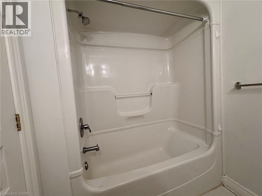 5325 Applegarth Drive — photo 21