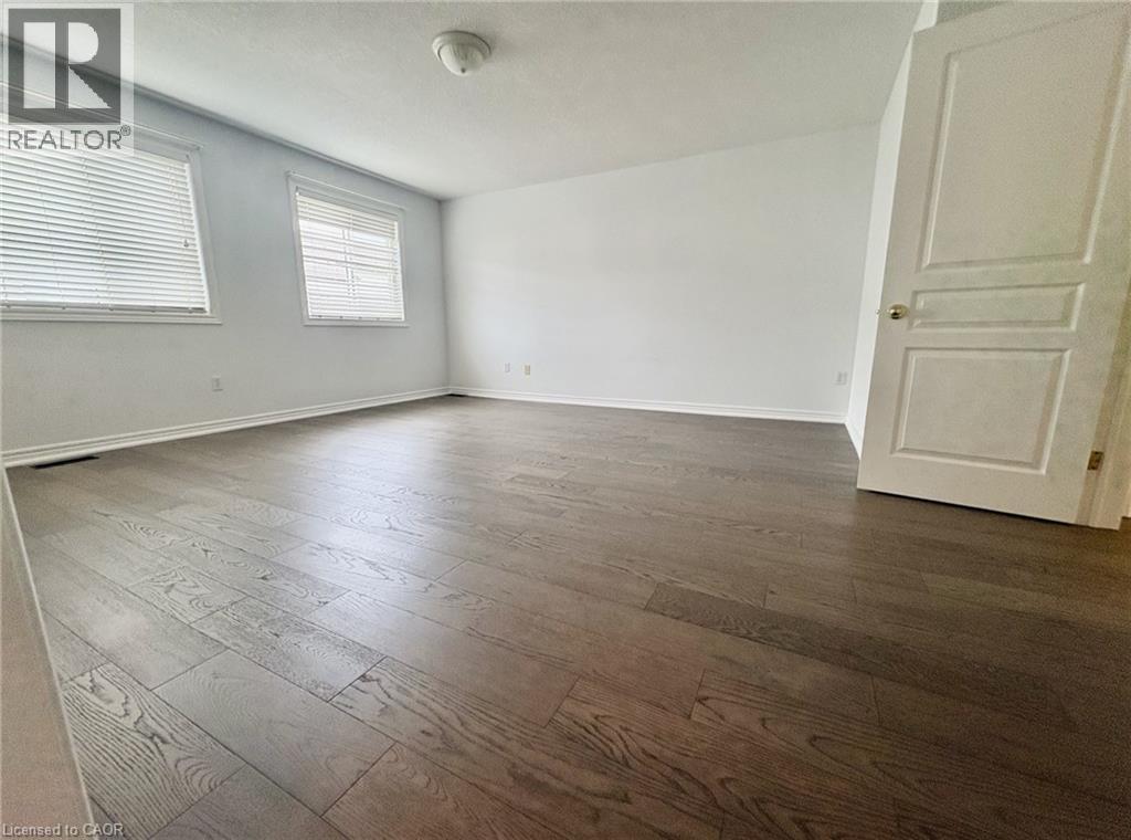 5325 Applegarth Drive — photo 15
