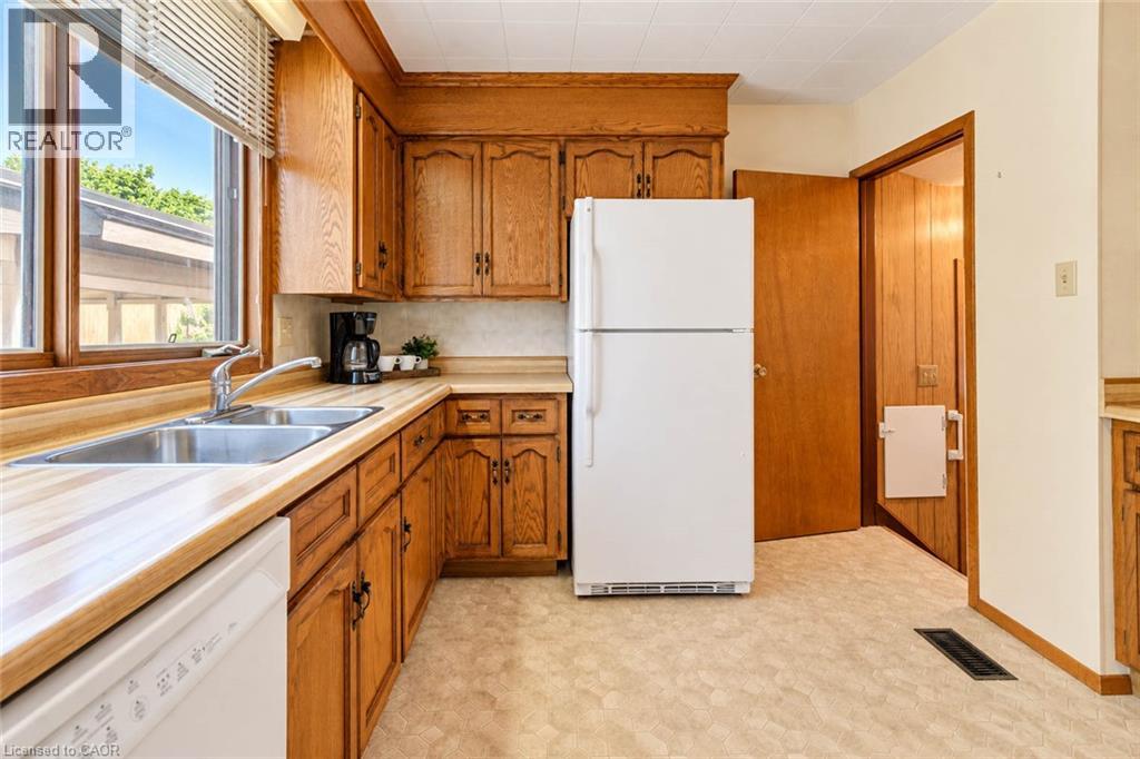 243 Edwin Street — photo 19