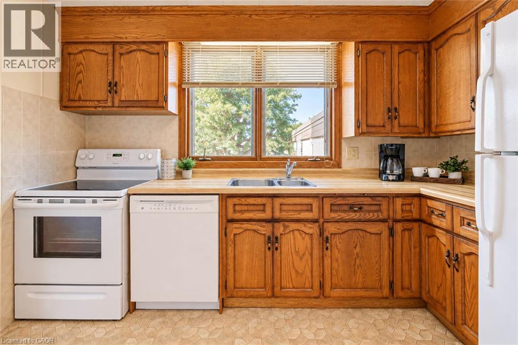 243 Edwin Street — photo 18