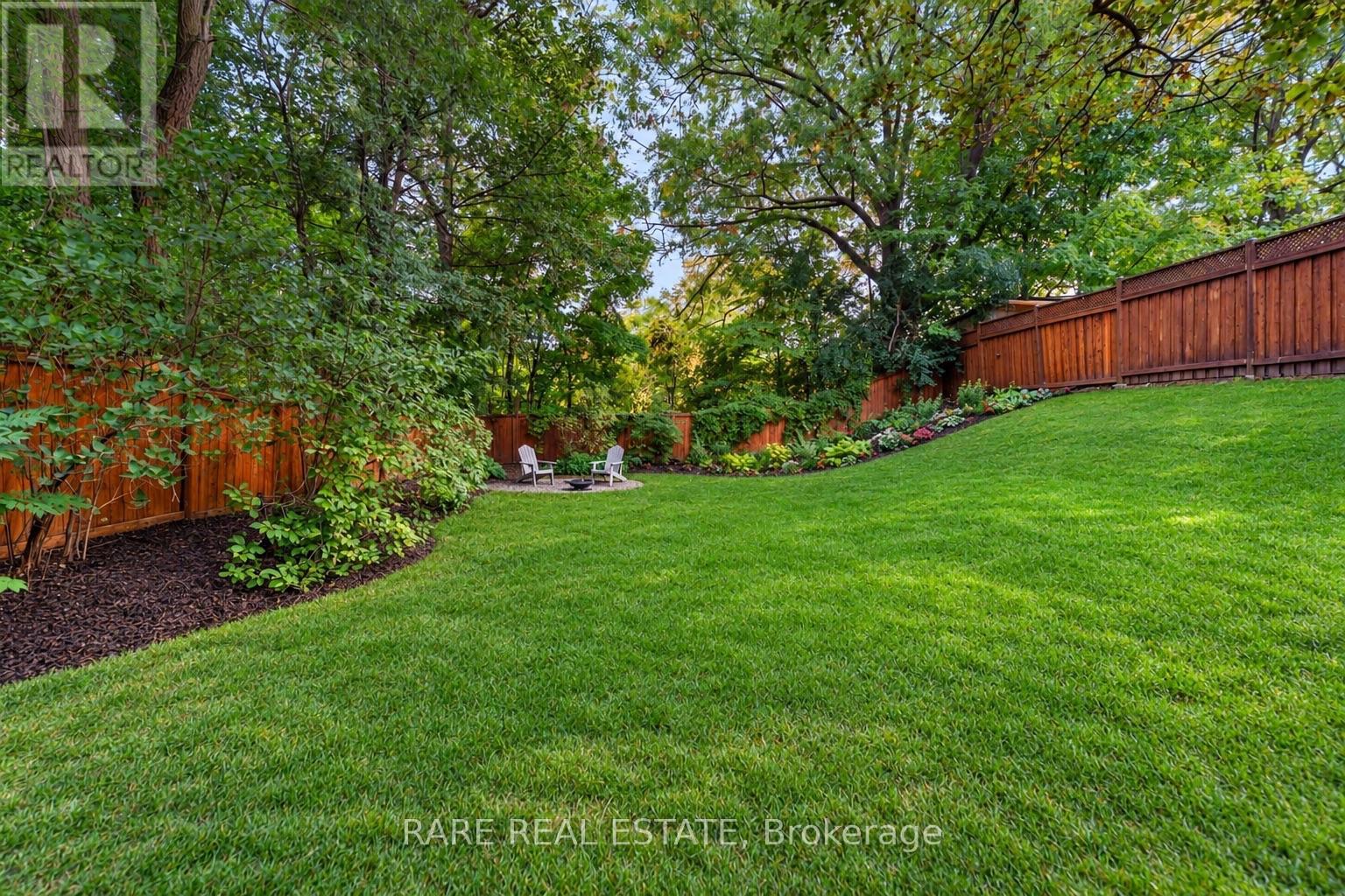 23 Dellbank Road, Toronto, ON photo 4
