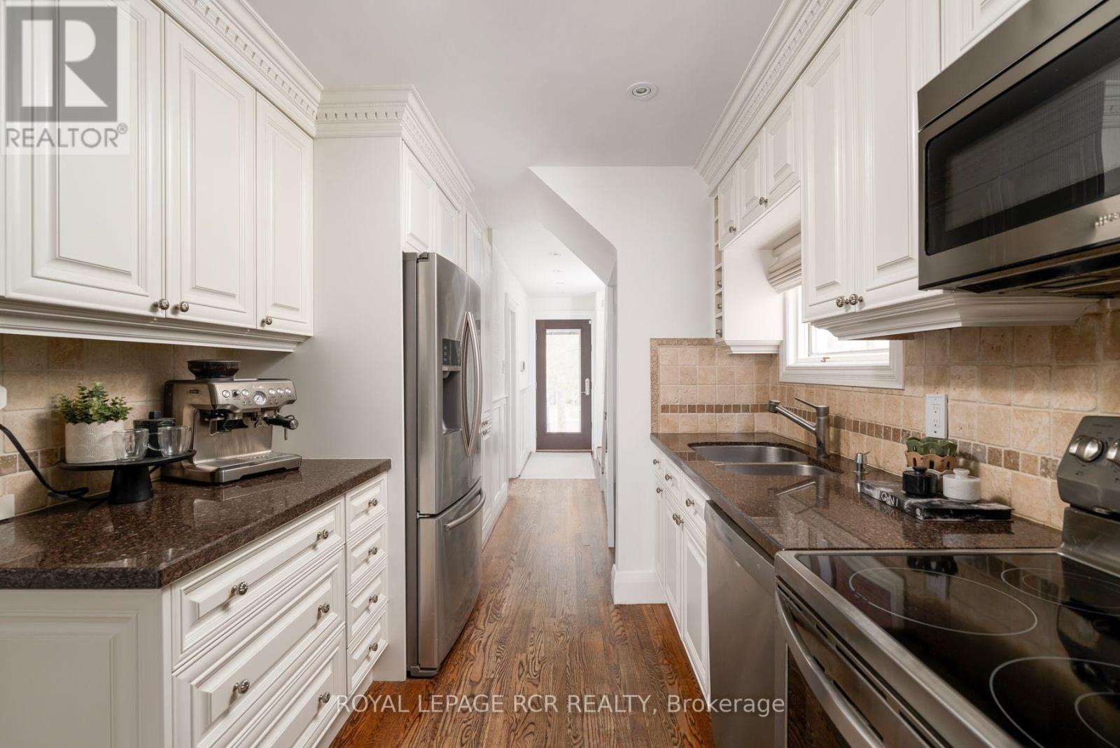 214 Briar Hill Avenue, Toronto, ON photo 15