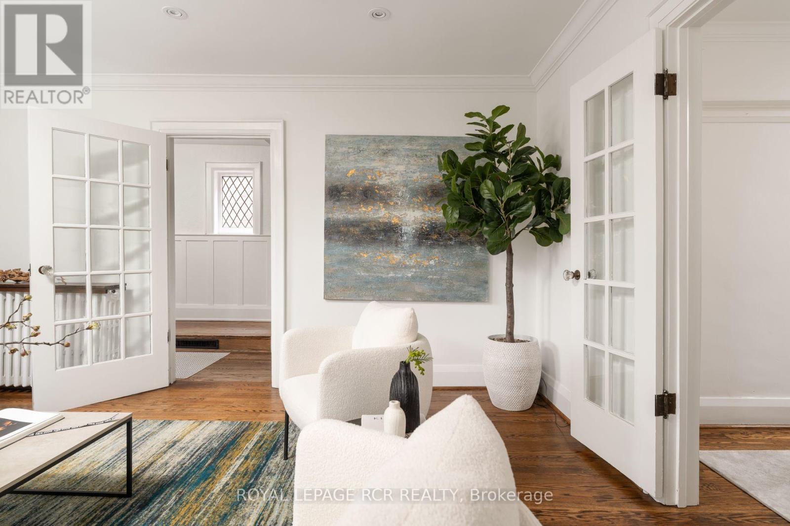 214 Briar Hill Avenue, Toronto, ON photo 3