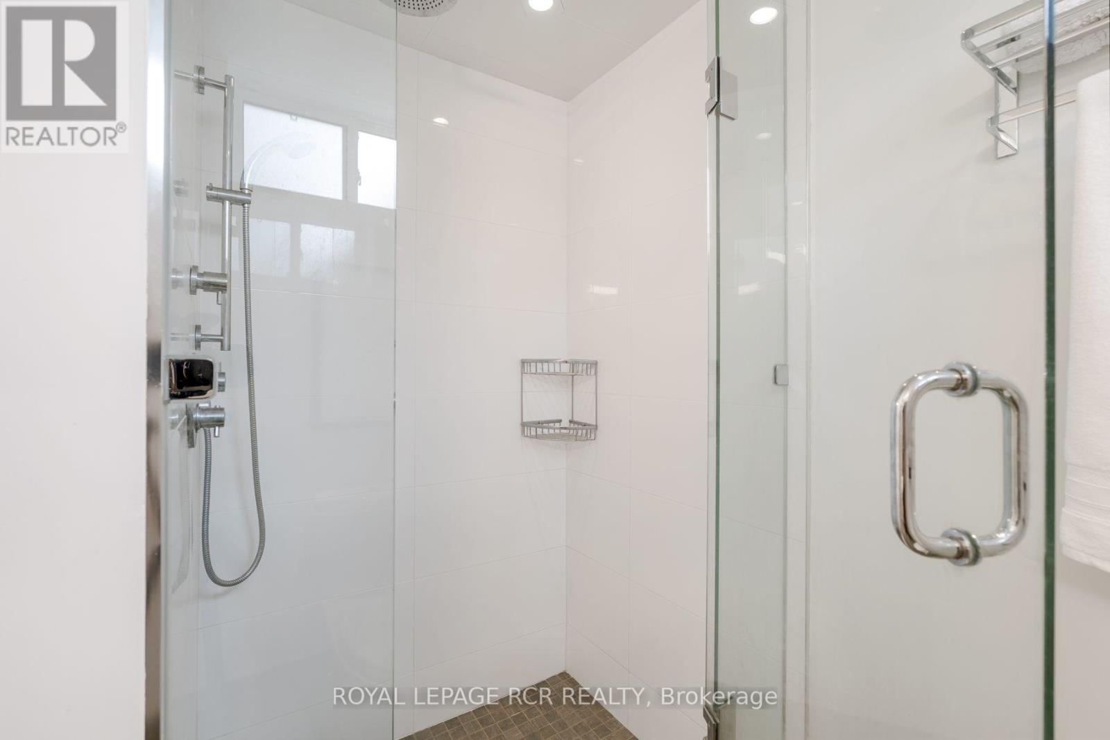 214 Briar Hill Avenue, Toronto, ON photo 33