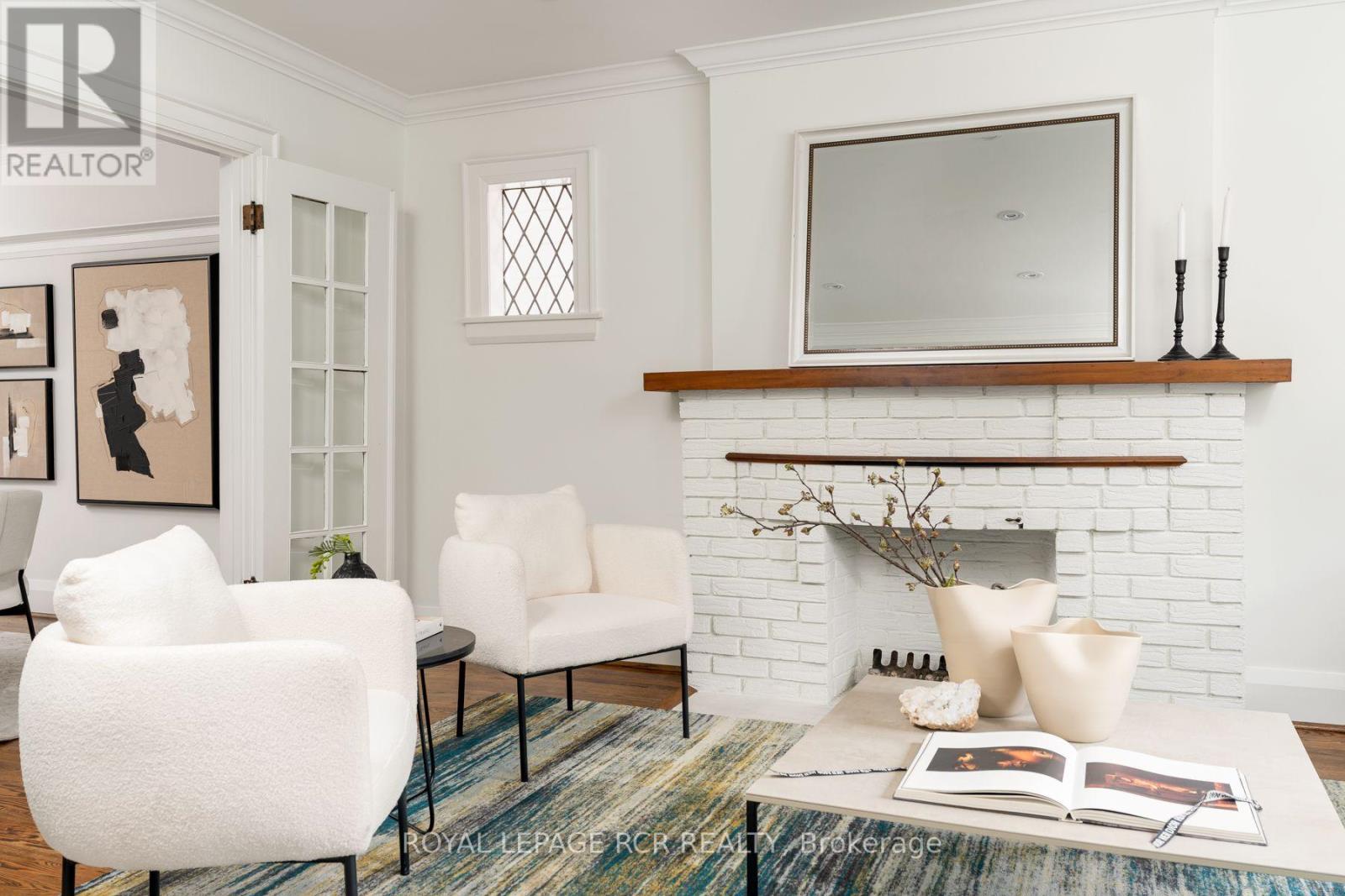 214 Briar Hill Avenue, Toronto, ON photo 4