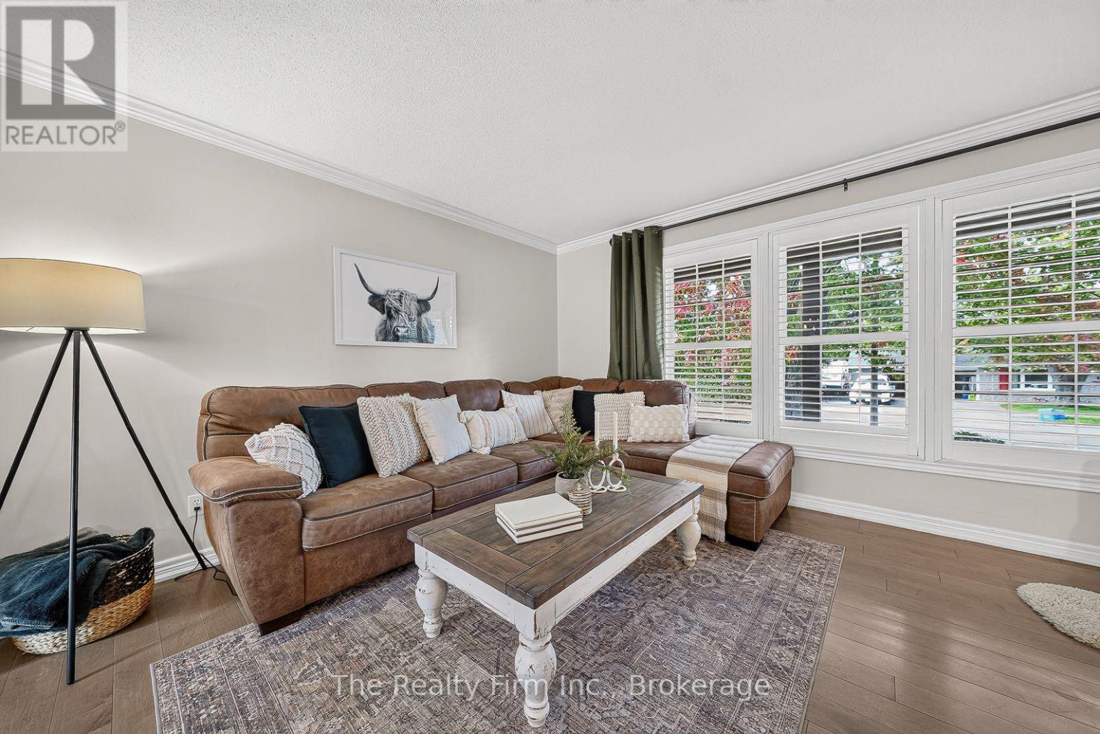 2 GREENWOOD ROAD - 14