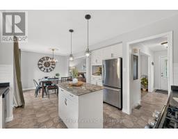 Family room - 2 Greenwood Road, Ingersoll, ON N5C3N1 Photo 8