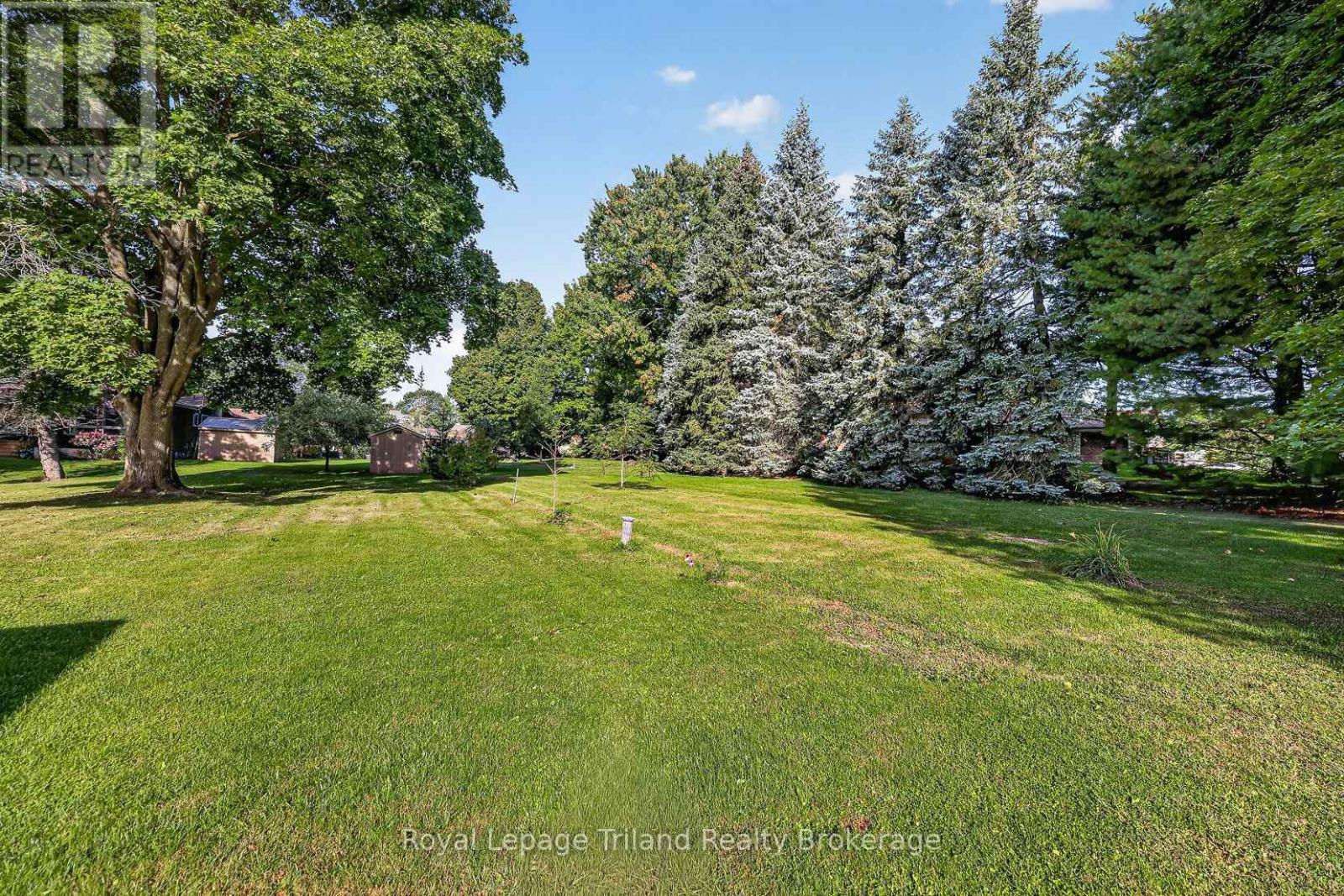 30 Young Street — photo 15