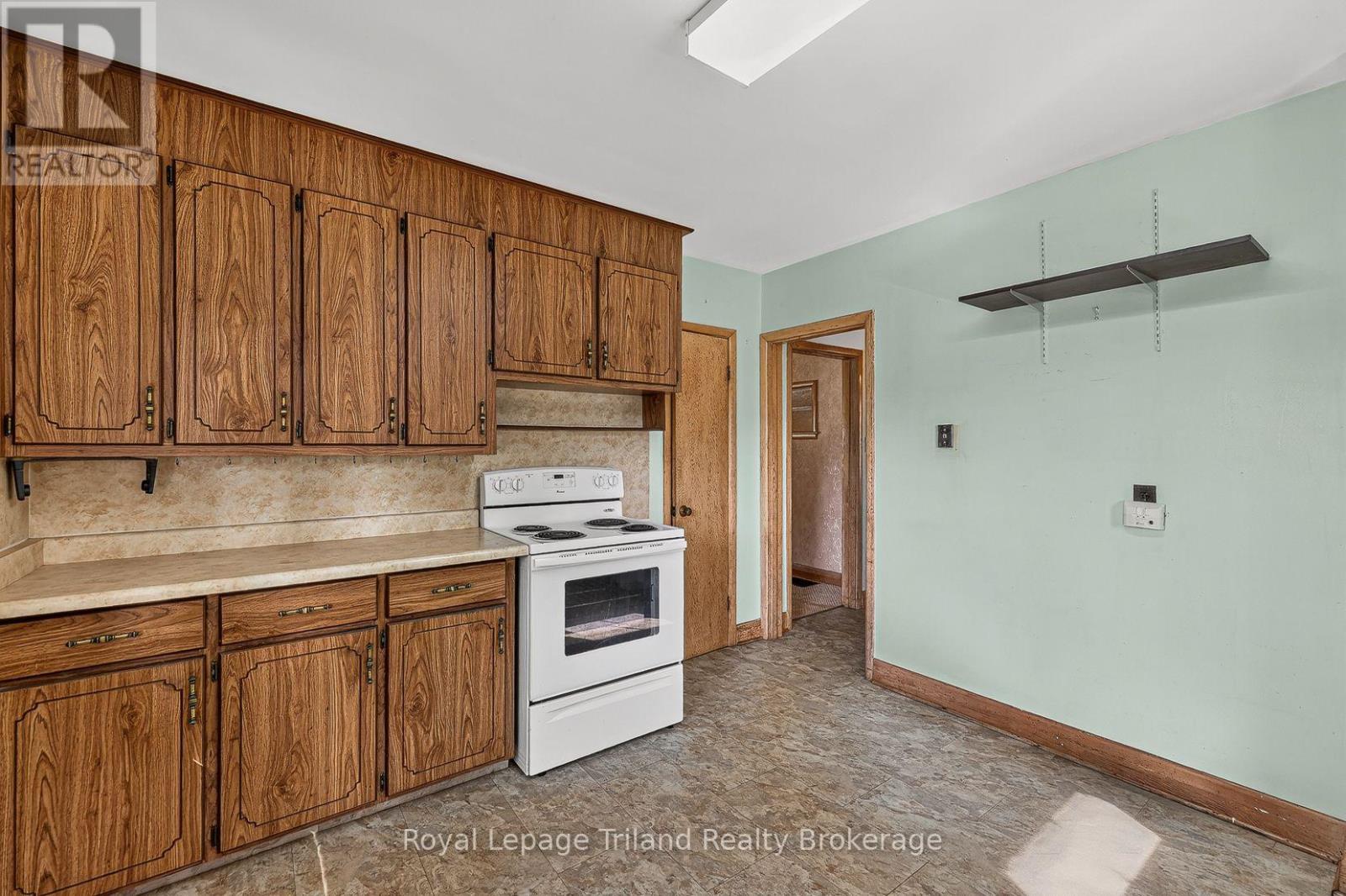30 YOUNG STREET - 21