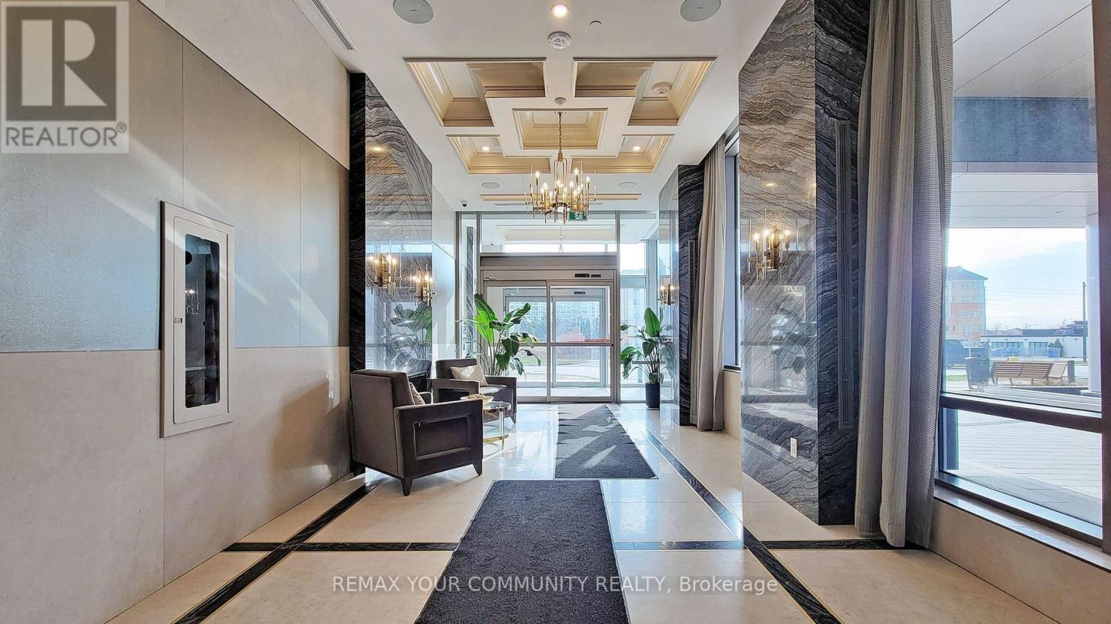 309- 10 Gatineau Drive, Vaughan, ON photo 3
