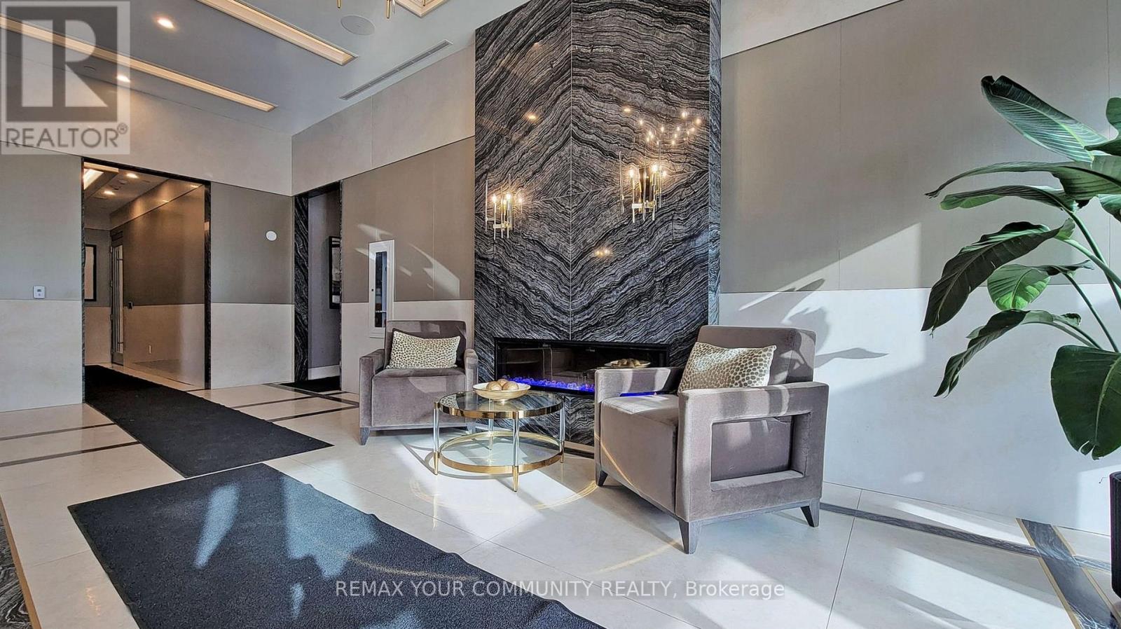 309- 10 Gatineau Drive, Vaughan, ON photo 4