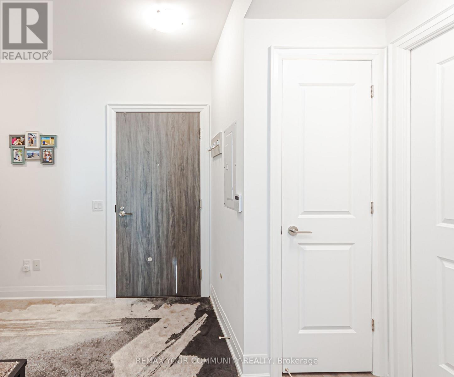 309- 10 Gatineau Drive, Vaughan, ON photo 6