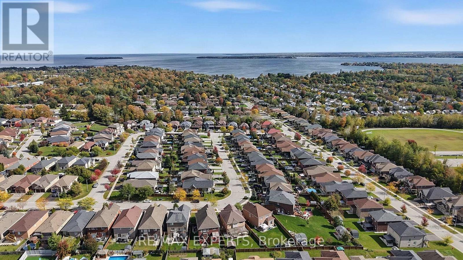 1171 Gina Street, Innisfil, ON photo 40