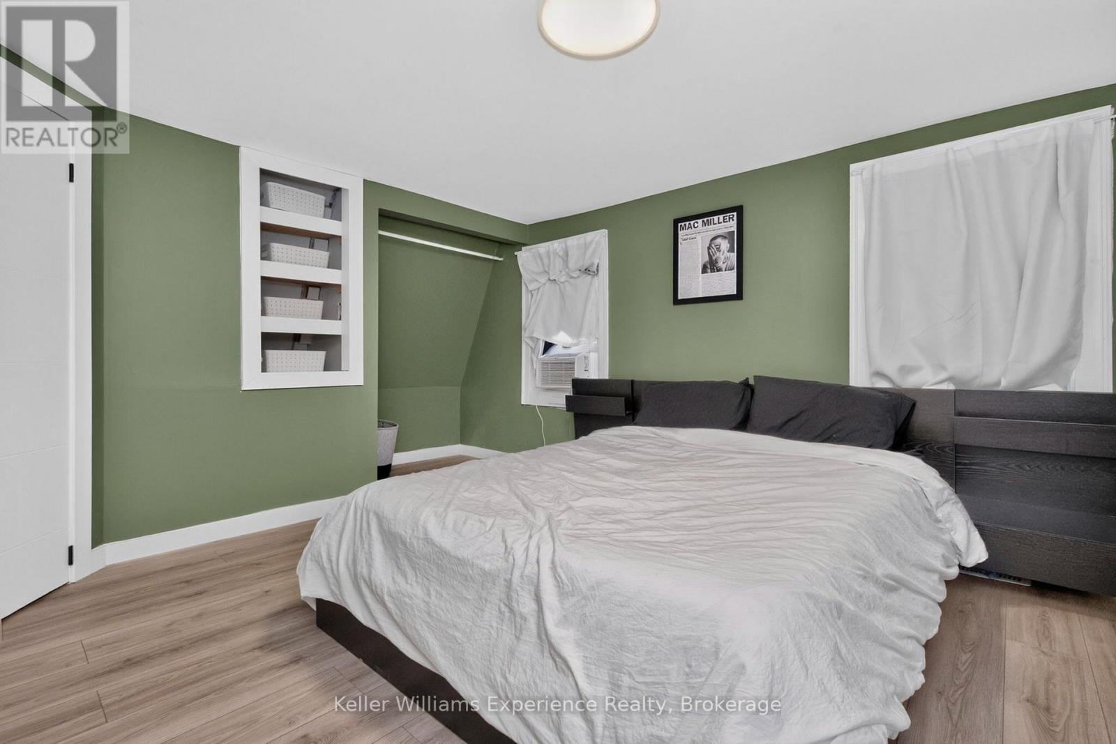 229 Donalda Street — photo 19