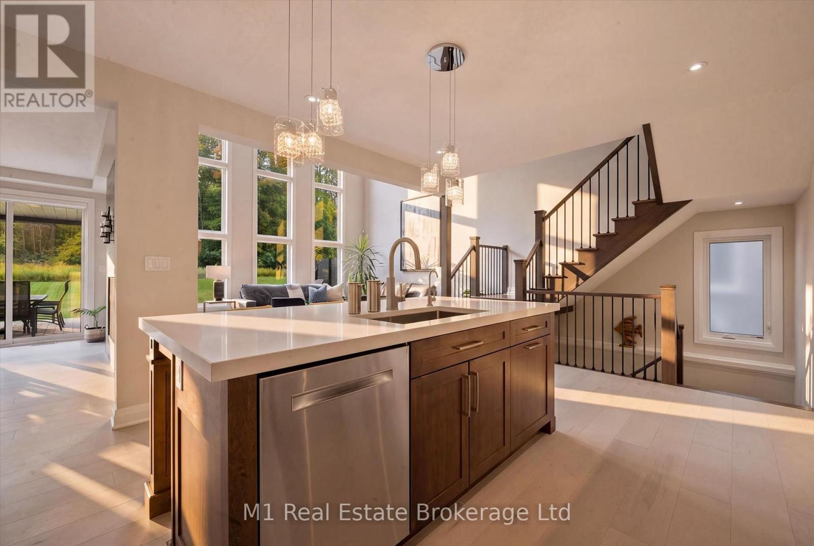 545 Bridgemill Crescent — photo 13
