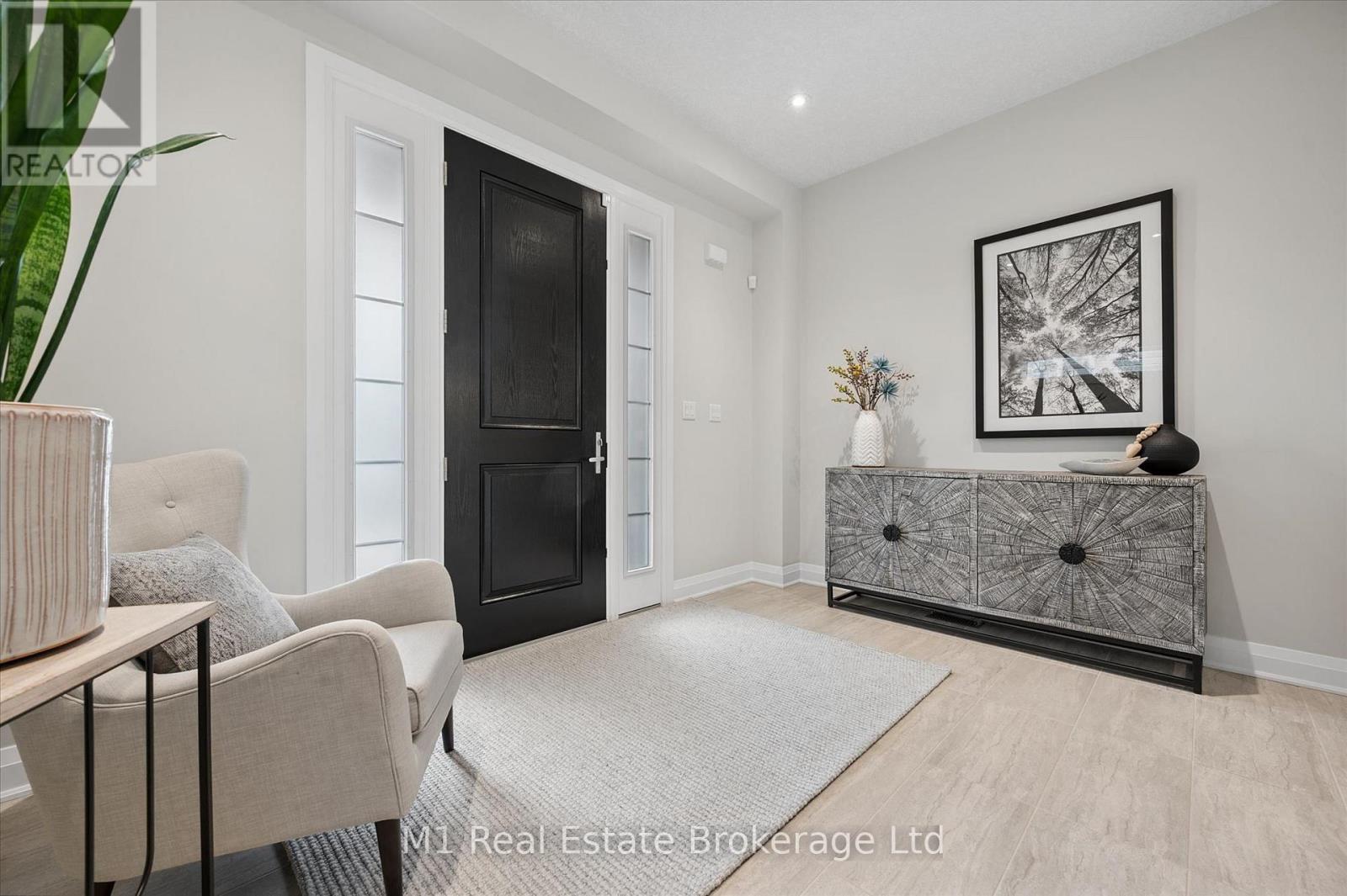 545 Bridgemill Crescent — photo 4
