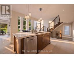 Bathroom - 545 Bridgemill Crescent, Kitchener, ON N2A0K3 Photo 13