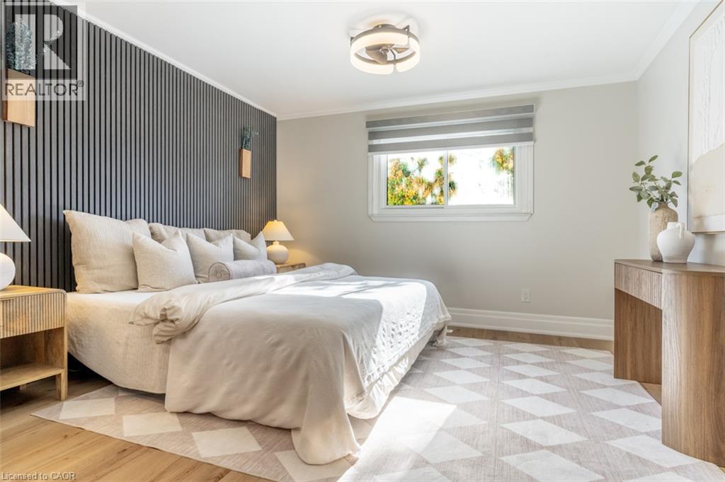 582 Strathcona Court — photo 15