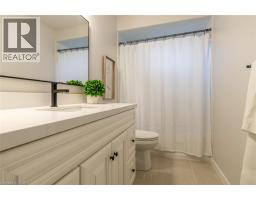 582 Strathcona Court, Milton, ON L9T3B5 Photo 19