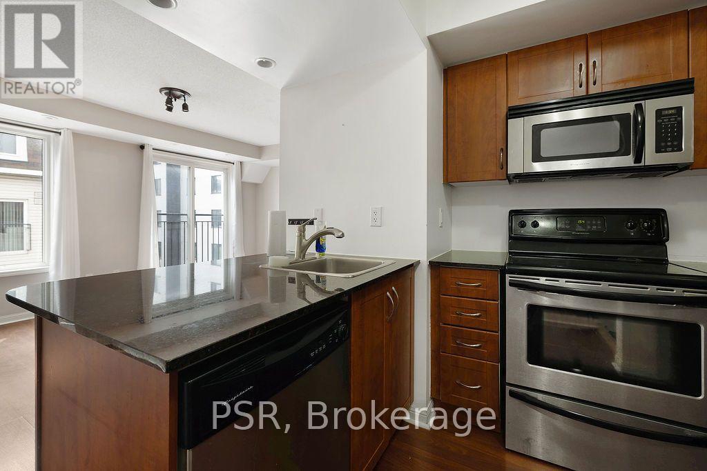 20 Laidlaw Street — photo 8
