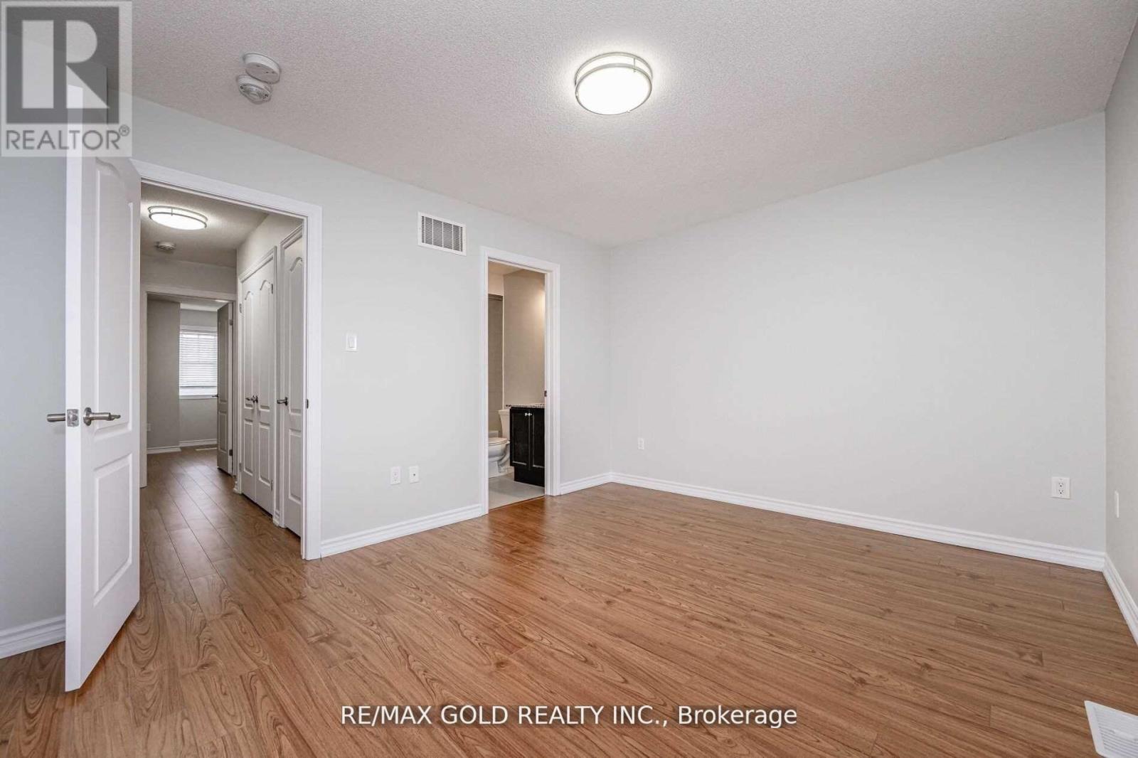 1380 Costigan Road — photo 24