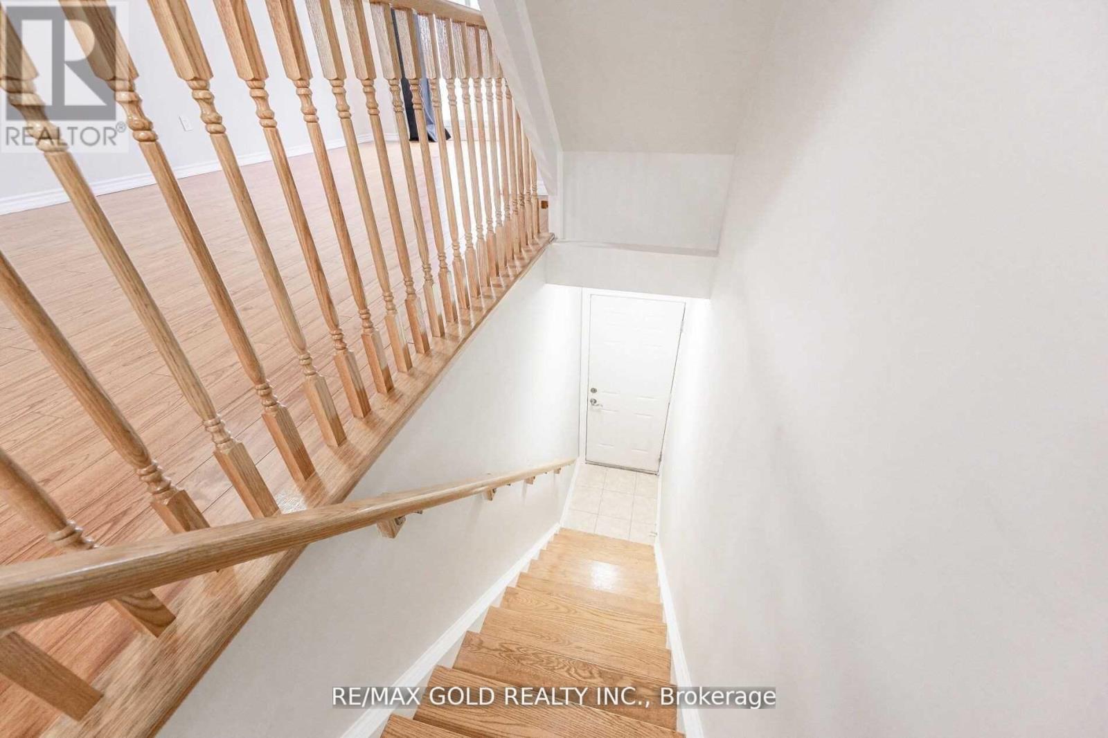 1380 Costigan Road — photo 34